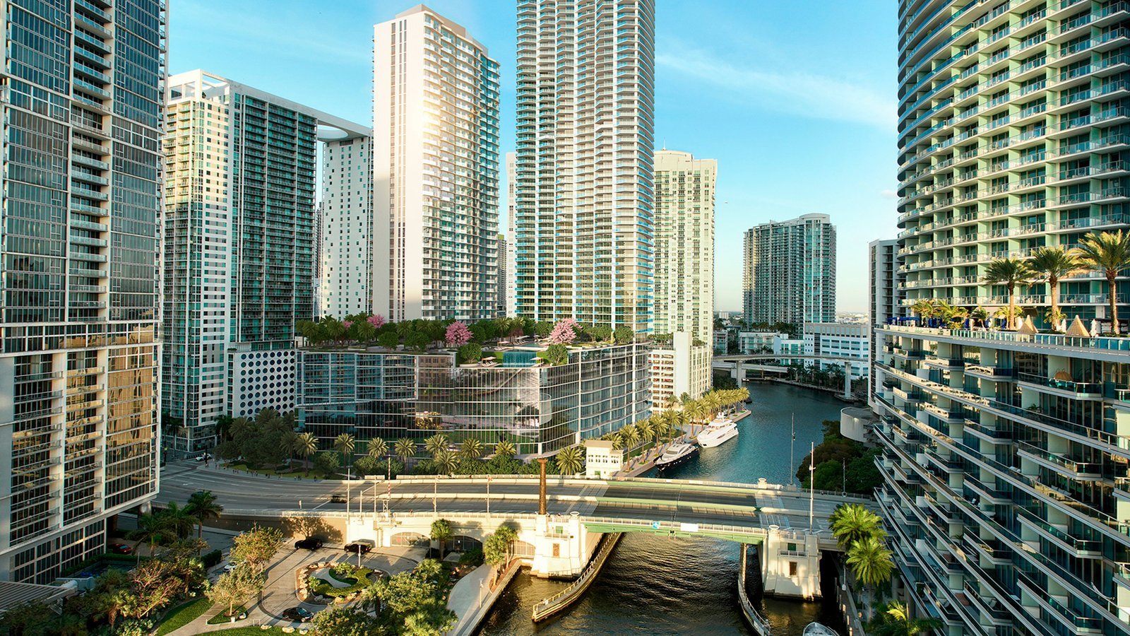 VICEROY-BRICKELL_Complex-from-the-River-and-Miami-Circle-1.jpg